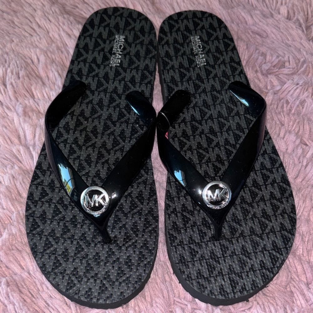 Michael Kors Black Logo Pattern Jelly Flip Flops